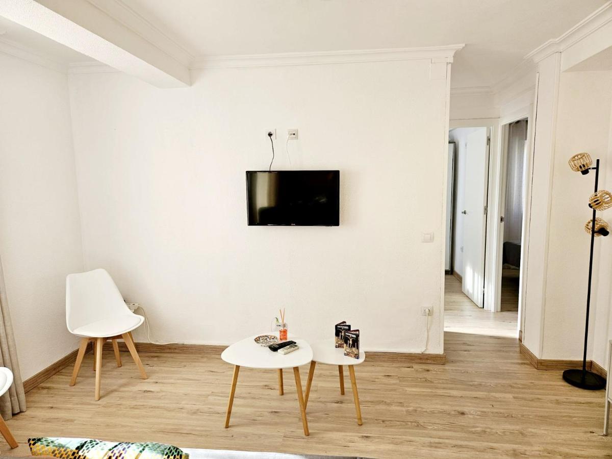Apartamento Familiar En Triana Севілья Екстер'єр фото