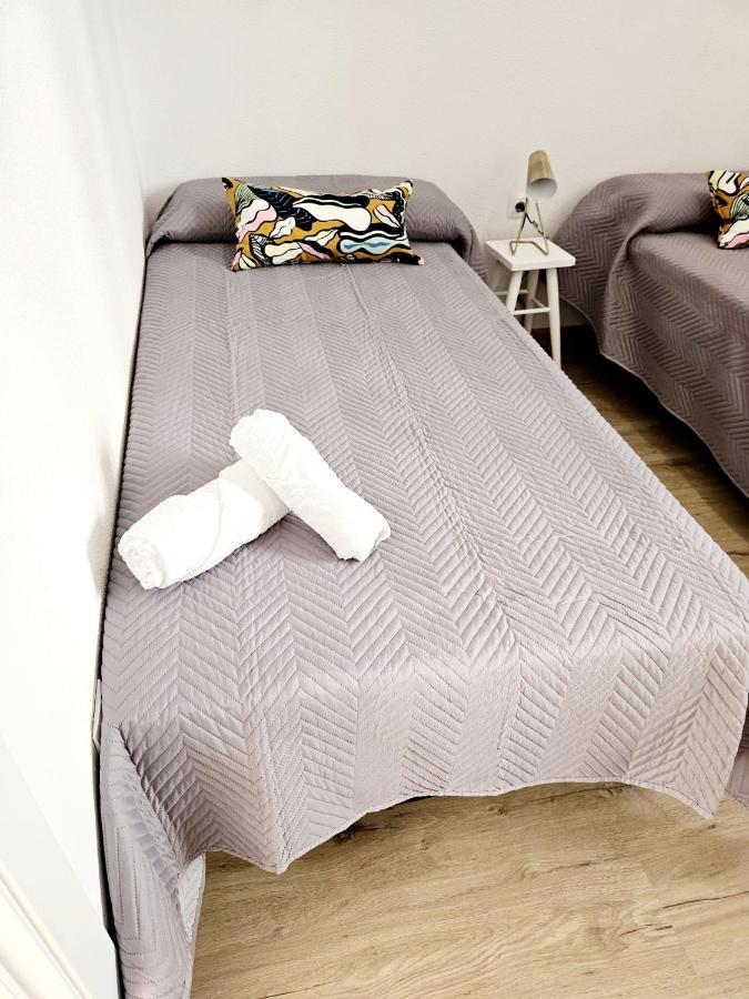 Apartamento Familiar En Triana Севілья Екстер'єр фото