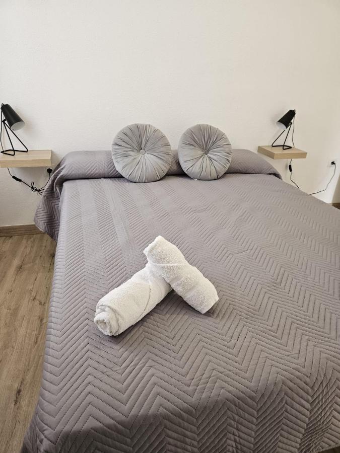 Apartamento Familiar En Triana Севілья Екстер'єр фото