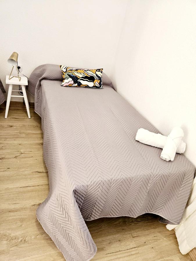 Apartamento Familiar En Triana Севілья Екстер'єр фото