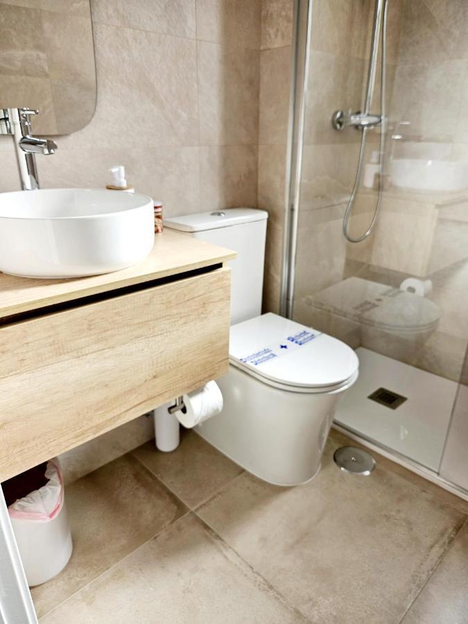 Apartamento Familiar En Triana Севілья Екстер'єр фото