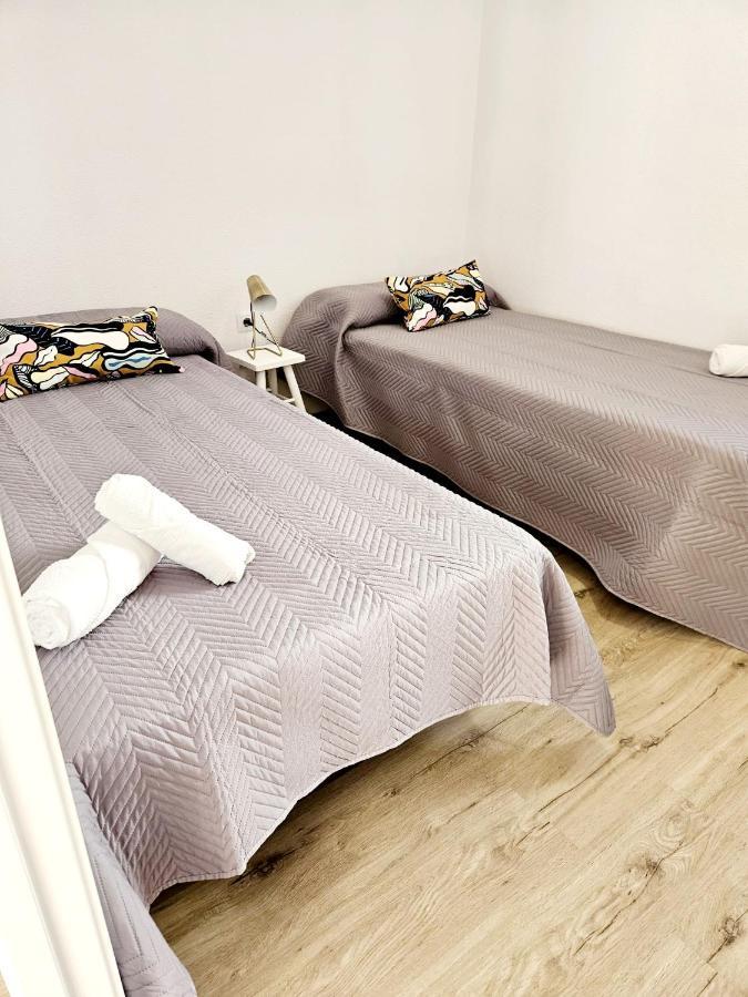 Apartamento Familiar En Triana Севілья Екстер'єр фото